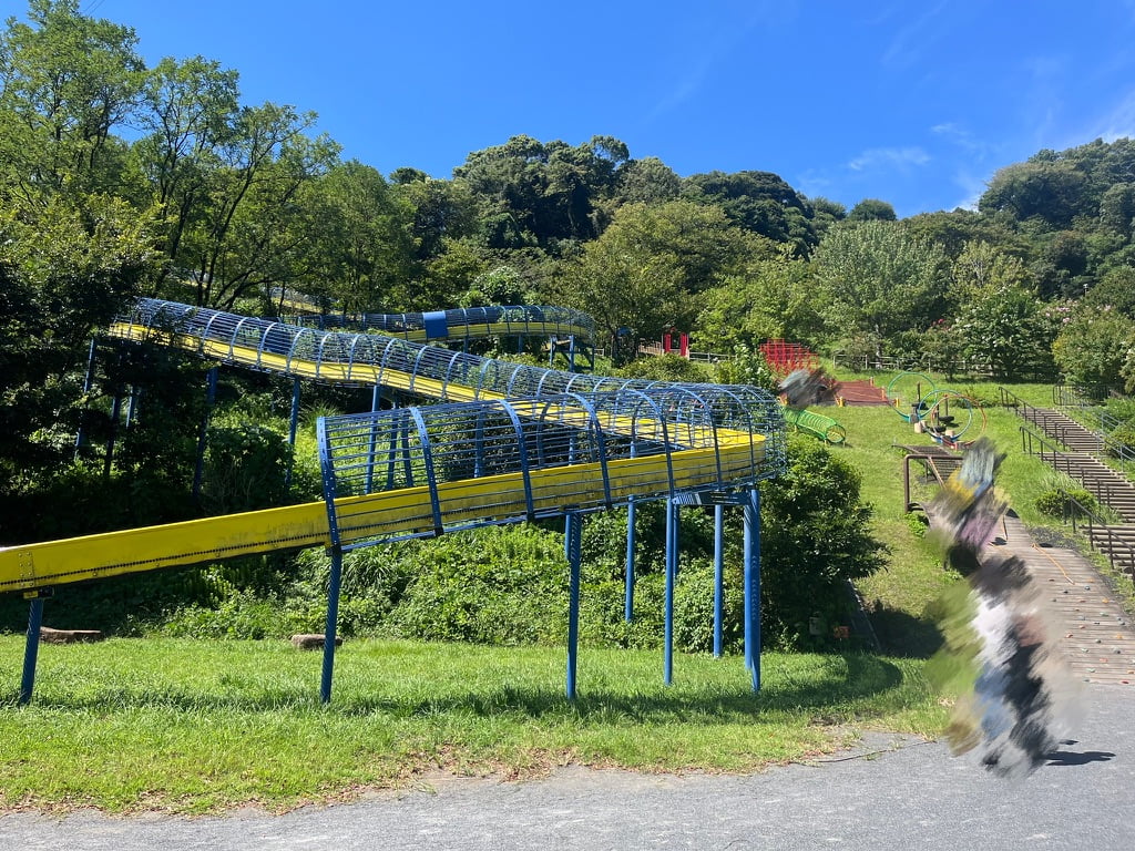 金沢動物園内の公園